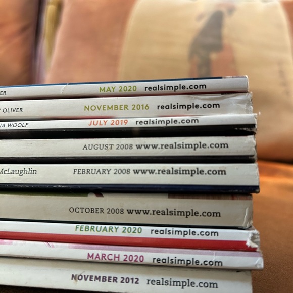 Collection of Real Simple magazines. Lot of 9. Fair condition. - Picture 12 of 13